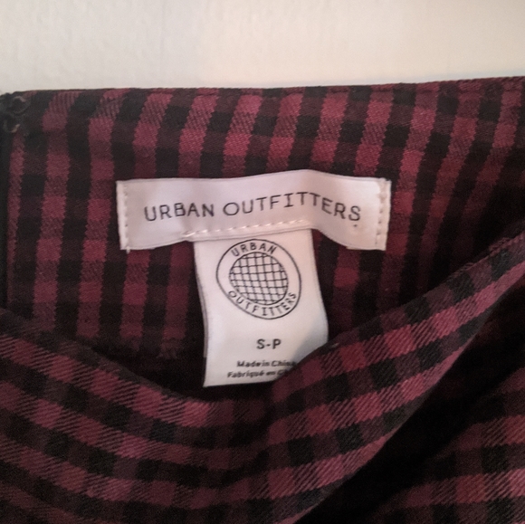 UO Plaid Pocket Miniskirt - Picture 5 of 7